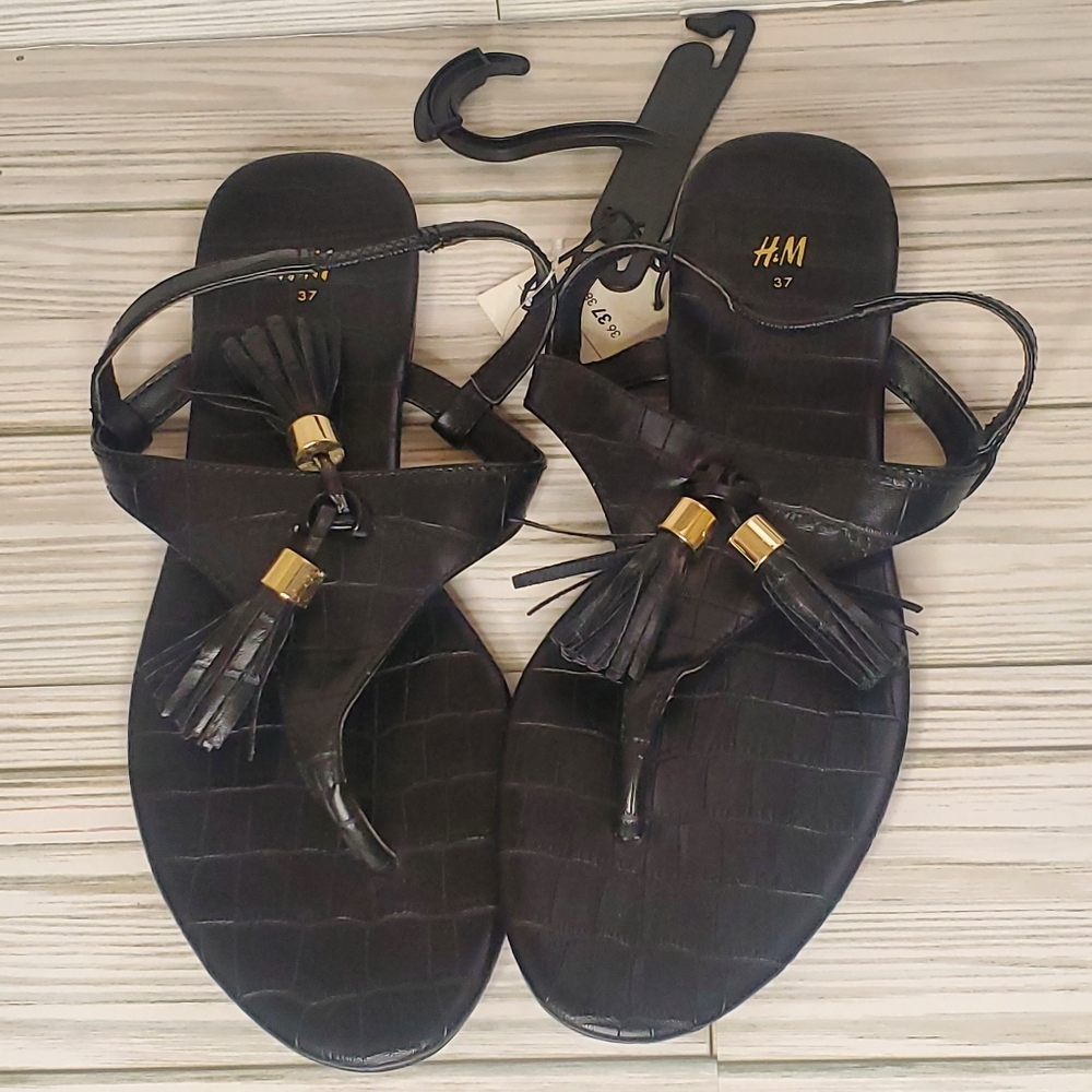 H&M Black Strapped Tassel Flat Chic Casual Sandals 6 Summer Sexy Festival Club